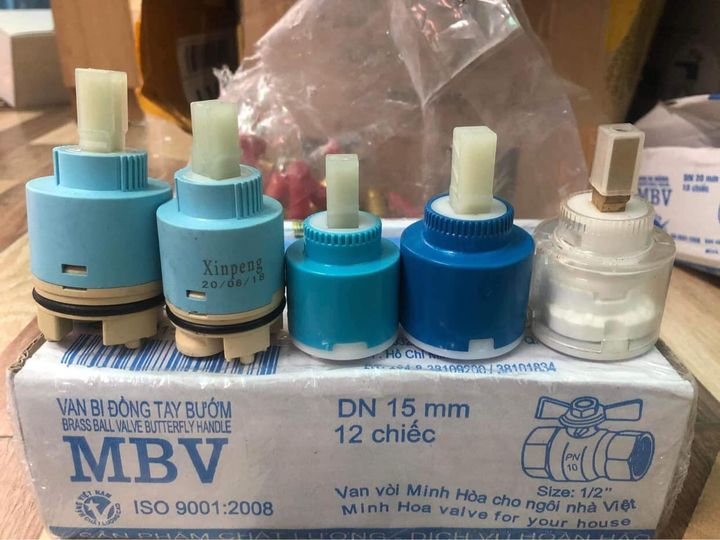 Thợ thay sửa vòi nước nóng lạnh tại nhà