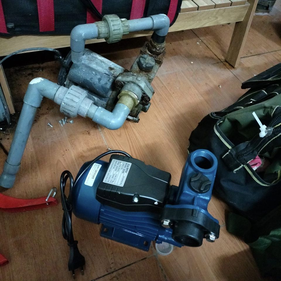 Thợ sửa máy bơm chuyên nghiệp tại Hà Nội